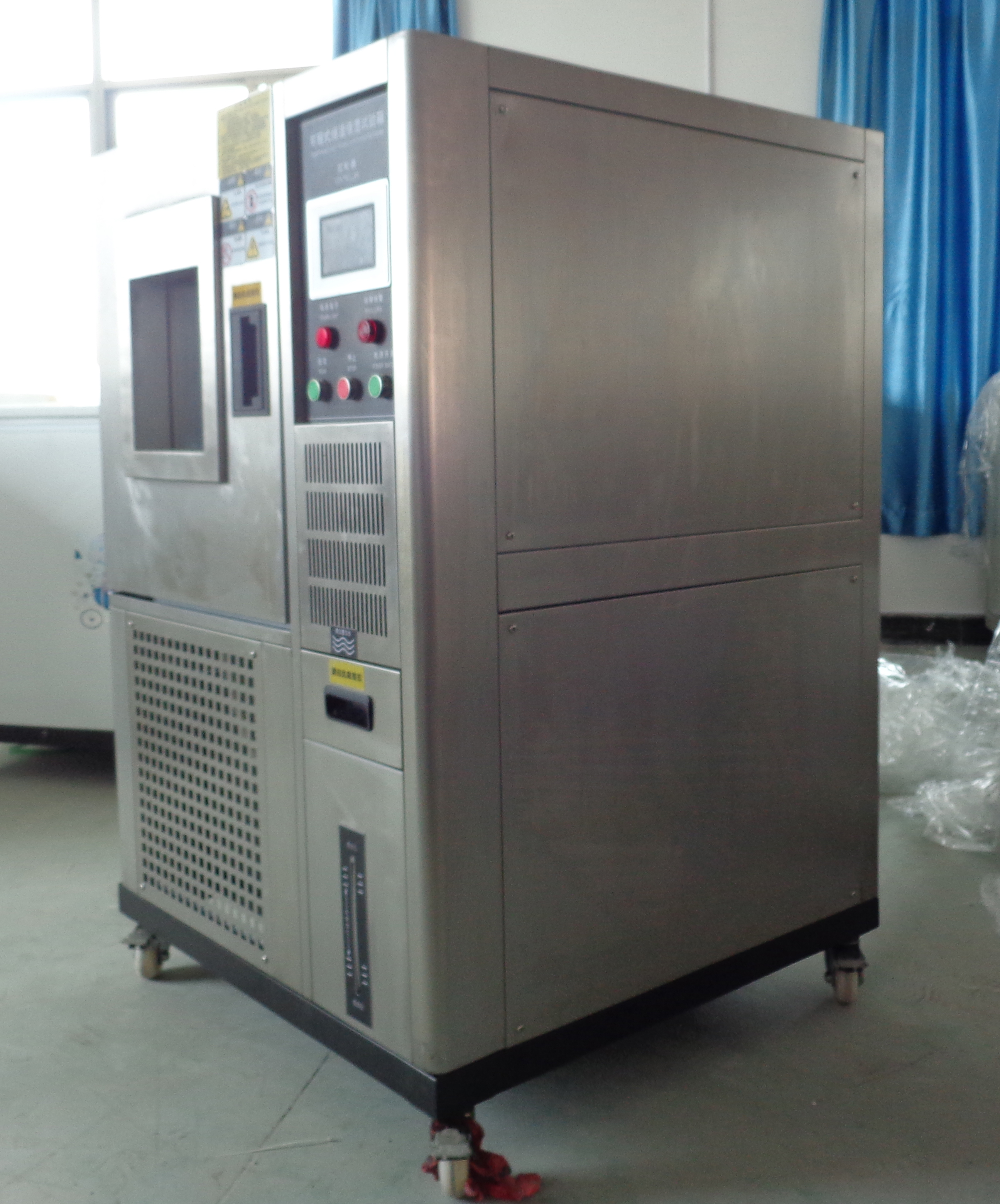 東莞正航恒溫恒濕試驗(yàn)箱圖